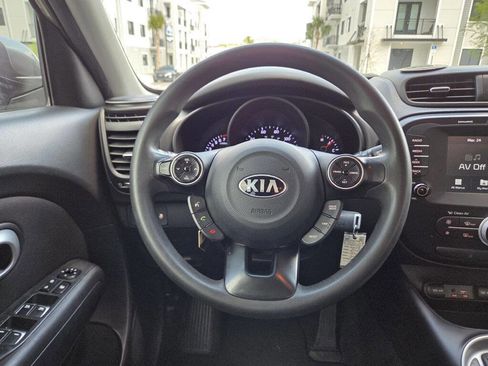 Used 2019 Kia Soul + FWD image 20