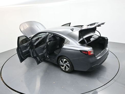 Used 2023 Subaru Legacy Premium image 36