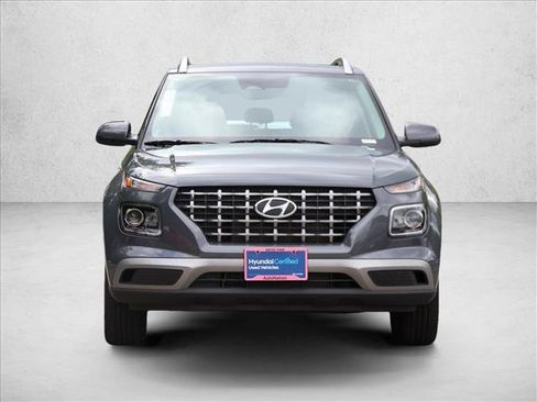 Certified 2026 Hyundai Venue SEL FWD image 2