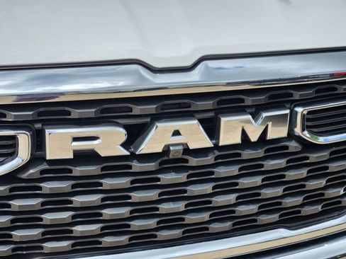 Used 2025 RAM 1500 Big Horn AWD/4WD image 11