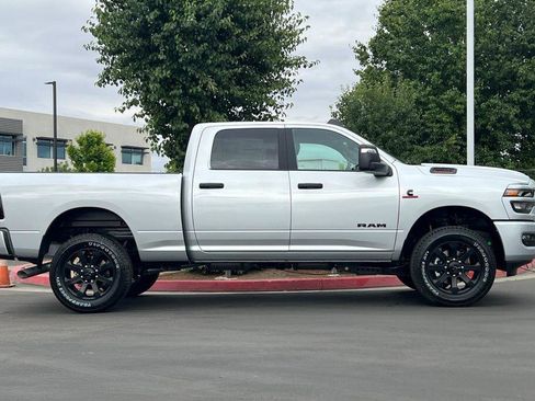 New 2026 RAM 2500 Big Horn AWD/4WD image 3