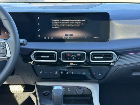 Used 2026 Nissan Sentra SL w/ Floor Mat Package FWD image 8