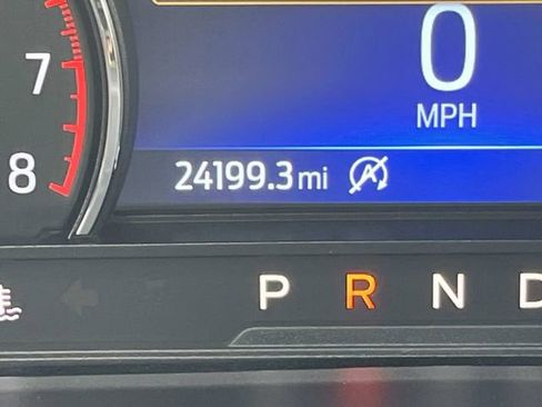 Used 2023 Ford Explorer XLT image 44