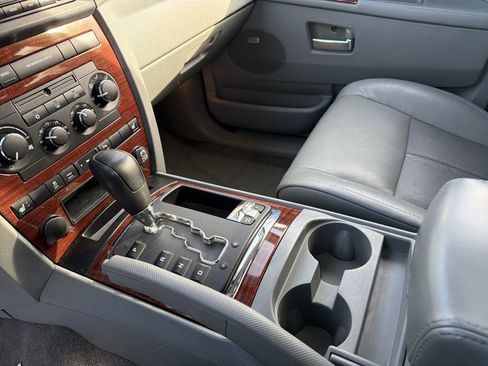 Used 2007 Jeep Grand Cherokee Limited image 13
