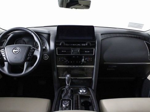New 2024 Nissan Armada Platinum w/ Captain's Chairs Package image 28