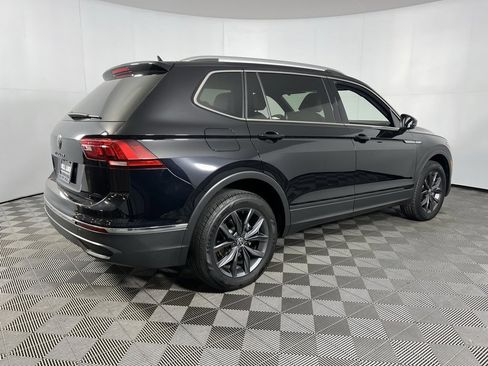 Used 2023 Volkswagen Tiguan SE image 7