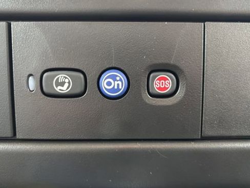 New 2025 Chevrolet Express 2500 Work Van w/ Driver Convenience Package image 12