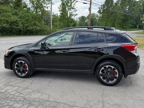Used 2021 Subaru Crosstrek 2.0i Premium AWD/4WD image 4