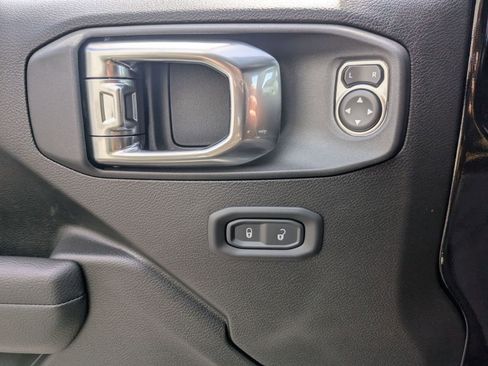 New 2025 Jeep Wrangler Willys image 11