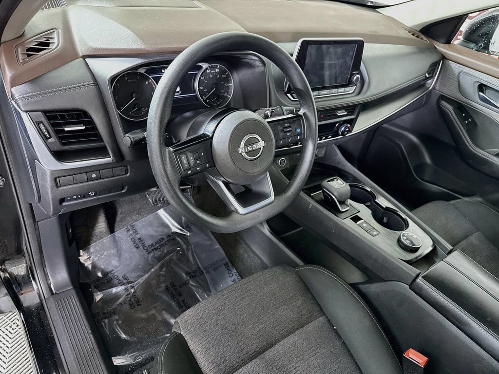 Certified 2023 Nissan Rogue SV AWD/4WD image 17