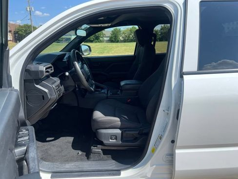 Used 2024 Toyota Tacoma SR RWD image 5
