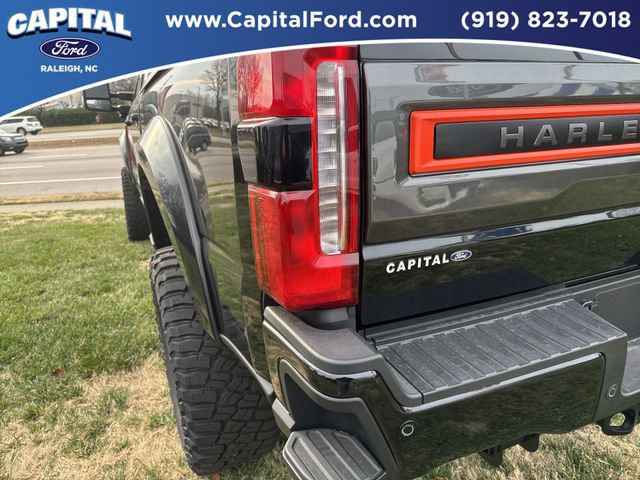 New 2026 Ford F250 Lariat w/ Black Appearance Package AWD/4WD image 16