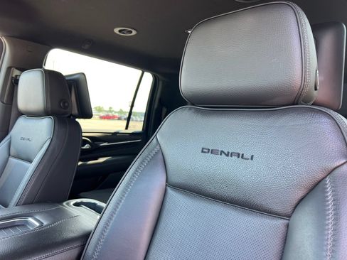 Certified 2021 GMC Yukon XL Denali AWD/4WD image 16