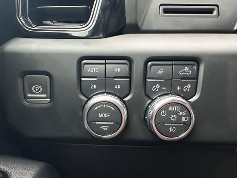 Used 2023 GMC Sierra 1500 AT4 w/ AT4 Preferred Package image 20