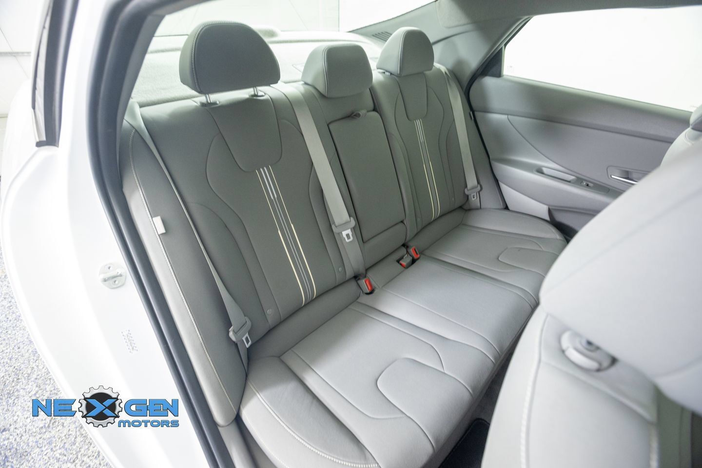 Used 2024 Hyundai Elantra SEL w/ Convenience Package FWD image 38