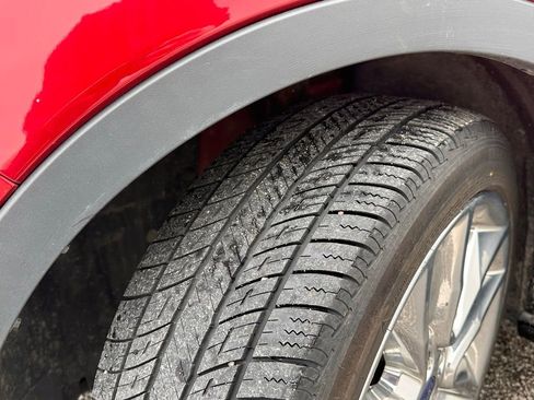 Used 2014 Ford Escape SE w/ SE Chrome Package image 9