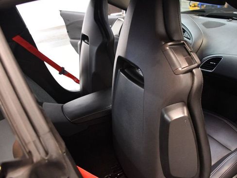 Used 2019 Chevrolet Corvette Z06 RWD image 33