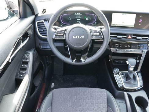 New 2026 Kia Seltos S AWD/4WD image 12