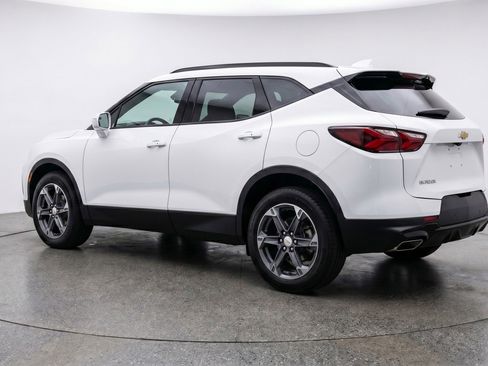 Used 2025 Chevrolet Blazer LT FWD image 6