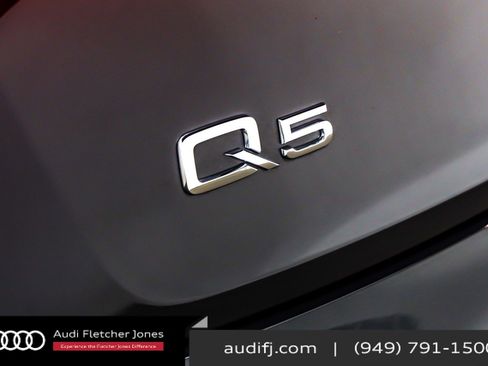 Used 2023 Audi Q5 2.0T Premium w/ Convenience Package image 10