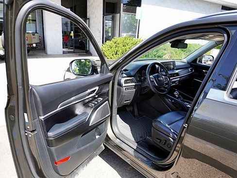 Used 2021 Kia Telluride S FWD image 38