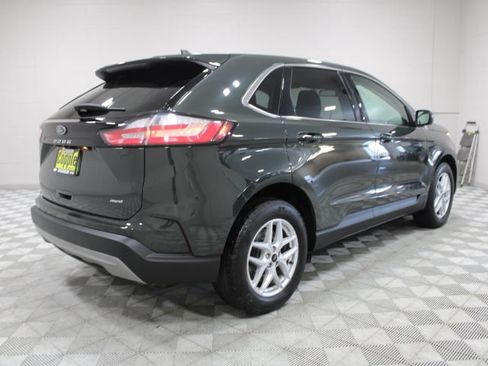 Used 2024 Ford Edge SEL w/ Convenience Package AWD/4WD image 11