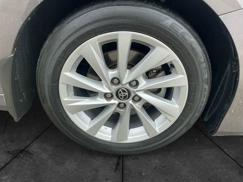 Used 2022 Toyota Camry LE w/ Carpet Mat Package (TMS) image 15