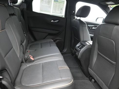 Used 2019 Chevrolet Blazer Premier w/ Sun and Wheels Package AWD/4WD image 10