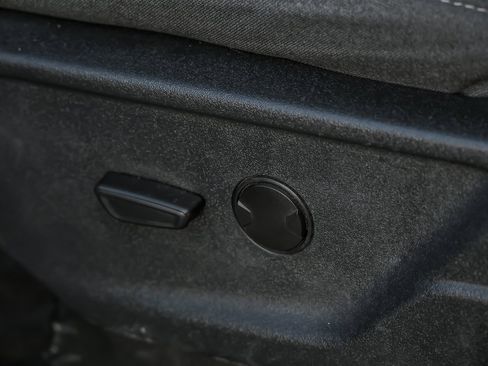 Used 2024 Ford F150 XLT w/ Mobile Office Package image 18