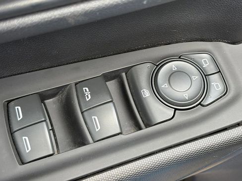 Used 2023 Chevrolet Silverado 1500 Custom RWD image 19