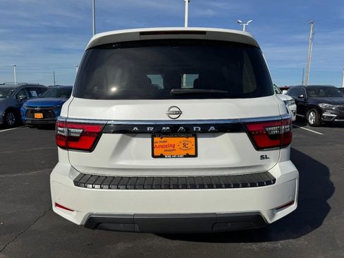 Used 2022 Nissan Armada SL image 3