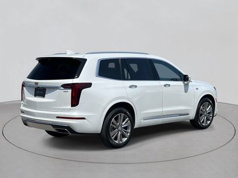 Certified 2024 Cadillac XT6 Premium Luxury w/ Technology Package AWD/4WD image 4