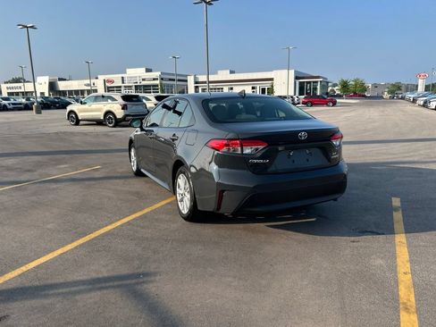Used 2023 Toyota Corolla LE w/ LE Convenience Package FWD image 26