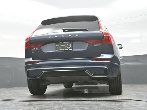 Used 2025 Volvo XC60 B5 Plus AWD/4WD image 25