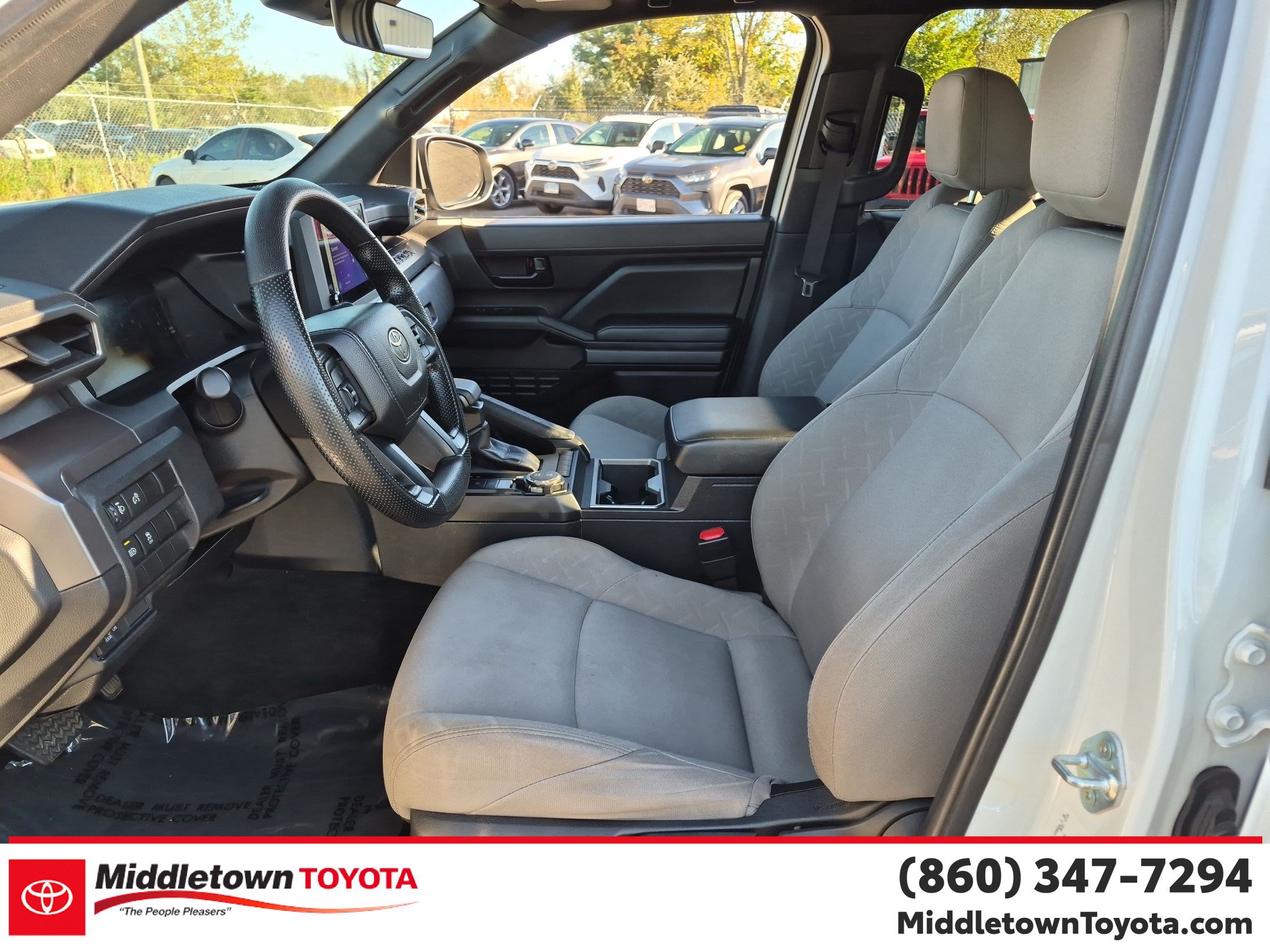 Used 2025 Toyota Tacoma SR5 AWD/4WD image 14