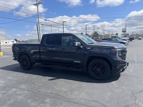 Used 2022 GMC Sierra 1500 Elevation w/ Elevation Premium Package AWD/4WD image 2