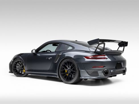 Used 2018 Porsche 911 GT2 RS image 3