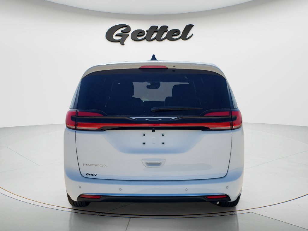New 2027 Chrysler Pacifica Select w/ Family Tech Group FWD image 6