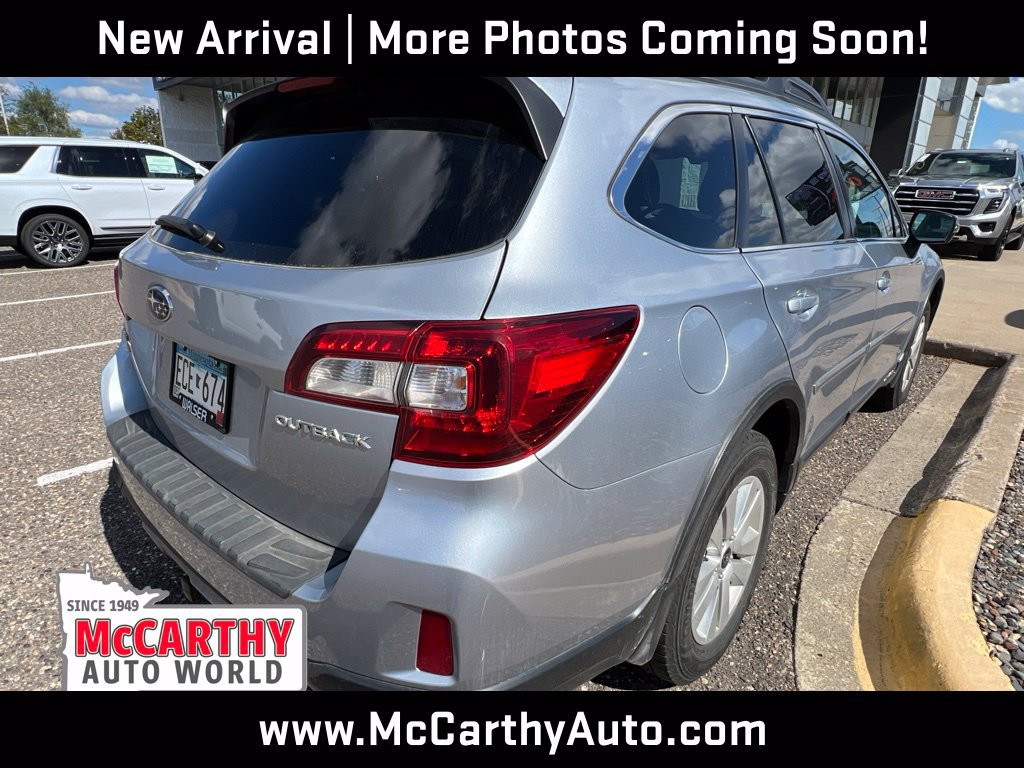 Used 2015 Subaru Outback 2.5i Premium AWD/4WD image 7