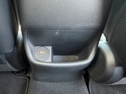Used 2023 Hyundai Kona Limited FWD image 28