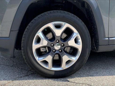 Used 2020 Jeep Compass Limited AWD/4WD image 9