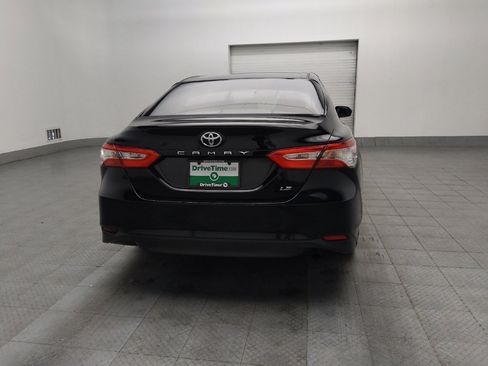 Used 2018 Toyota Camry LE FWD image 7