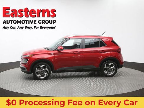 Used 2023 Hyundai Venue Limited FWD image 59