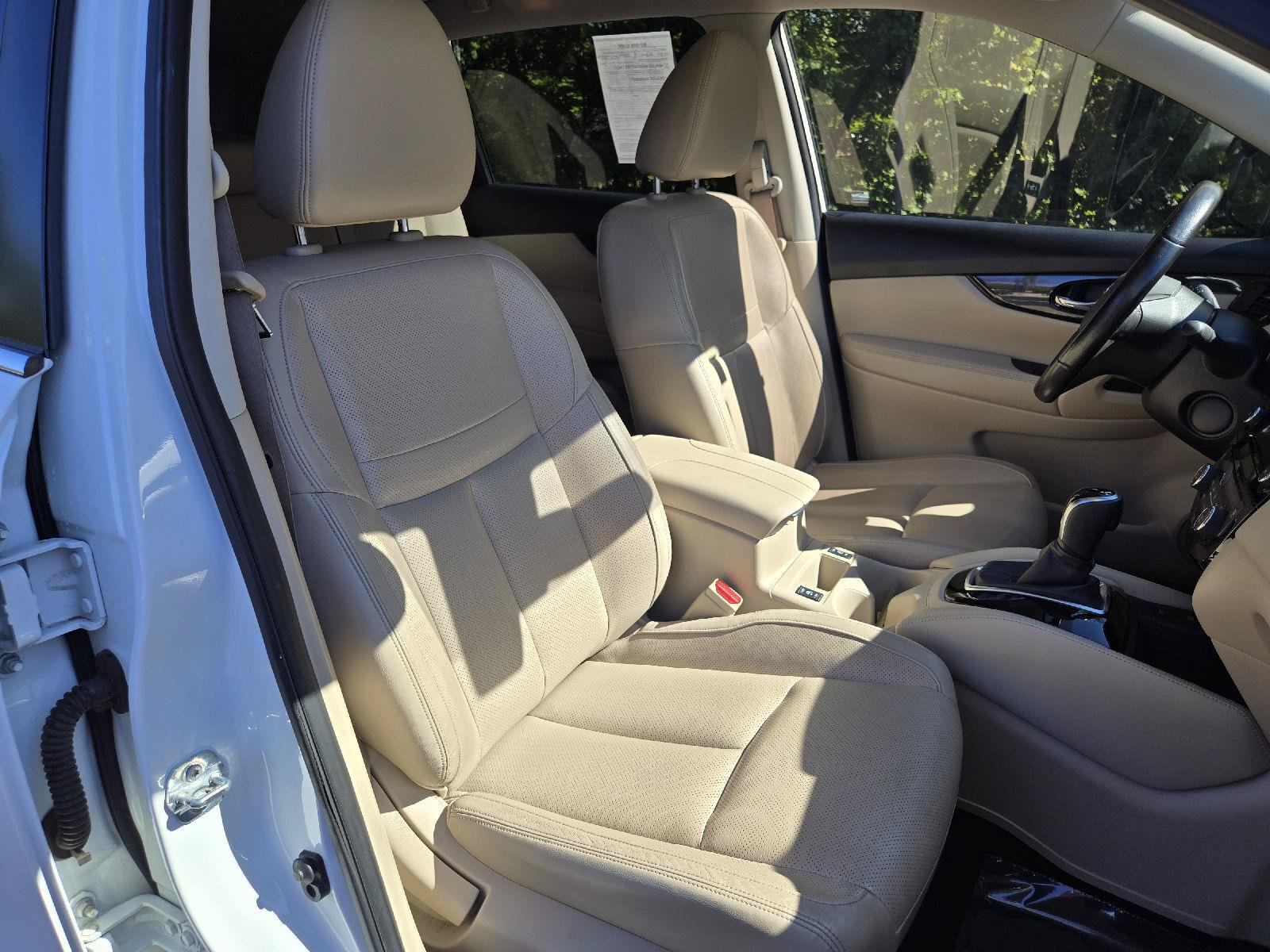 Used 2018 Nissan Rogue SL w/ Premium Package AWD/4WD image 24