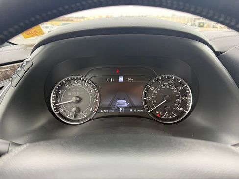 Used 2024 Nissan Armada Platinum w/ Captain's Chairs Package image 11