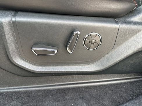 Used 2020 Ford F250 Platinum w/ FX4 Off-Road Package image 19