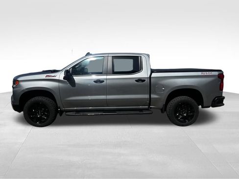 Used 2025 Chevrolet Silverado 1500 LT Trail Boss w/ LT Trail Boss Premium Package AWD/4WD image 10