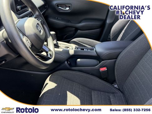 Used 2023 Honda HR-V LX image 16