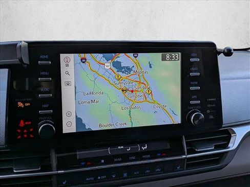 Used 2022 Toyota Sienna XLE image 19
