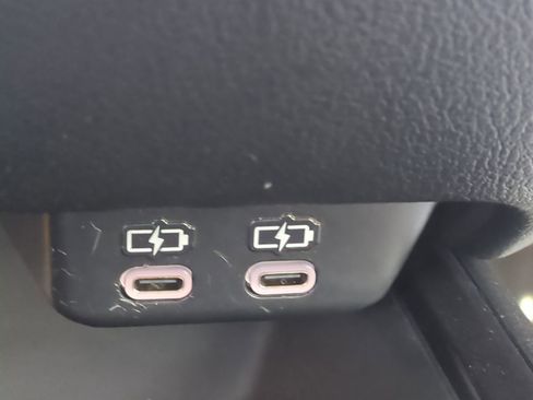 Used 2024 Lexus UX 250h FWD image 21